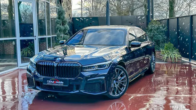 BMW 745