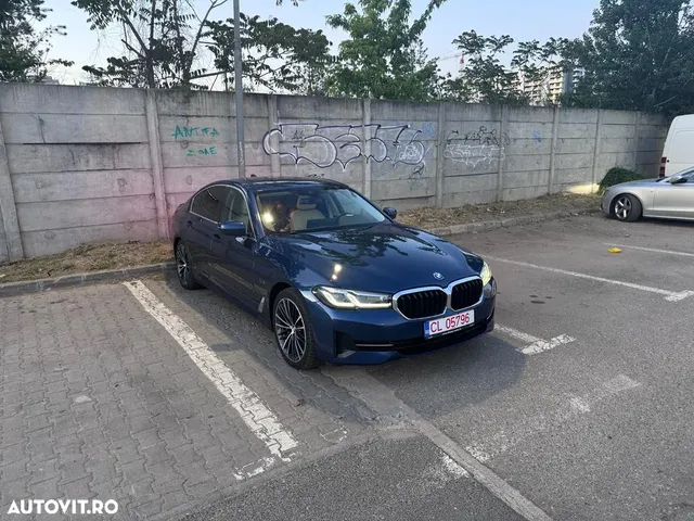 BMW 5 SERIES