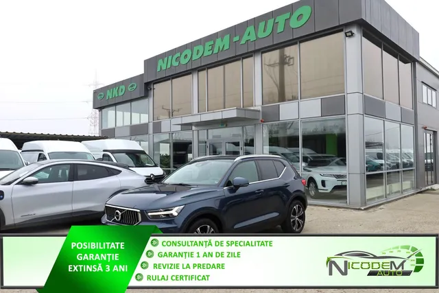VOLVO XC40