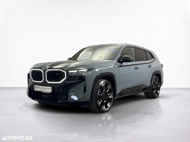 BMW XM