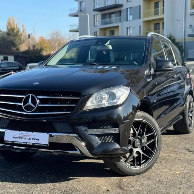 MERCEDES-BENZ ML