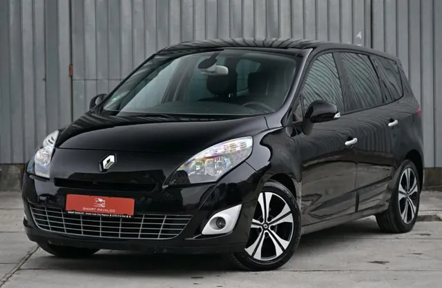 RENAULT GRAND SCENIC